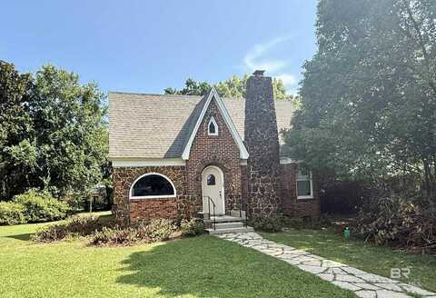 208 W Orange Avenue, Foley, AL 36535