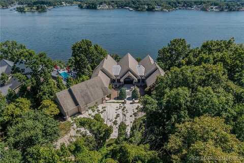 820 Cedar Crest Drive, Lake Ozark, MO 65049