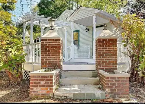 901 S Lincoln Street, Bloomington, IN 47401