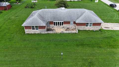 612 Terre Haute Road, Worthington, IN 47471