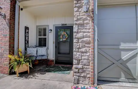 204 Tivoli Lane, Maumelle, AR 72113