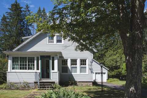 88 Roosevelt Avenue, Roxbury, NY 12474
