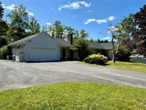 26 Smithport Road, New Hartford, NY 13413