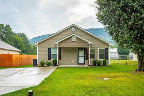 8455 West Parkway Parkway, Soddy Daisy, TN 37379