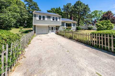 38 Autumn Drive, South Yarmouth, MA 02664