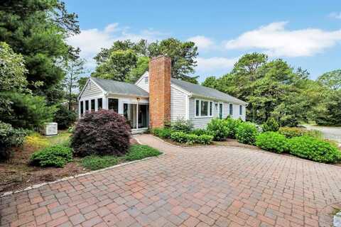 7 Bearberry Lane, South Chatham, MA 02659