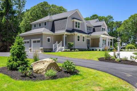 8 Darylane, North Falmouth, MA 02556