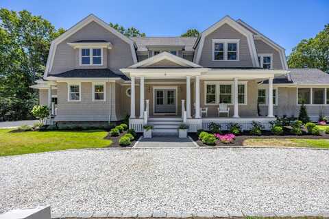 8 Darylane, North Falmouth, MA 02556