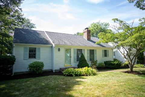 1 Johnson Lane, Dennis, MA 02638