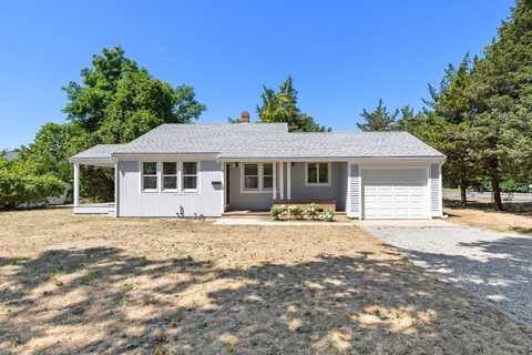 14 Old Meeting House Road, East Falmouth, MA 02536