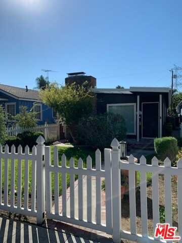 4008 W Chandler Blvd, Burbank, CA 91505