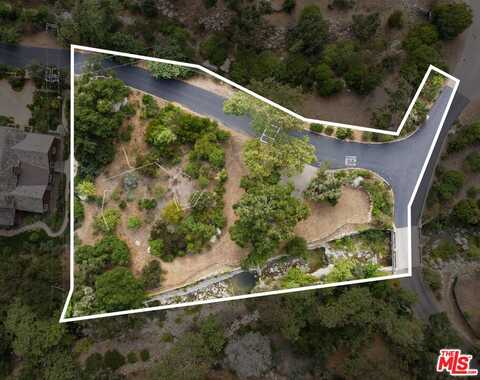 1790 Glen Oaks Dr, Santa Barbara, CA 93108