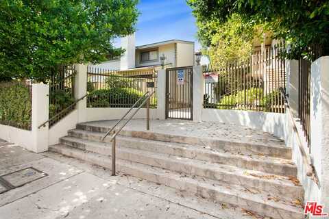 18445 Hatteras St, Tarzana, CA 91356