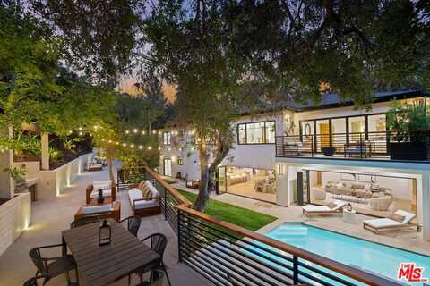 101 Greenfield Ave, Los Angeles, CA 90049