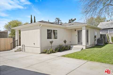 1561 East Elizabeth Street, Pasadena, CA 91104