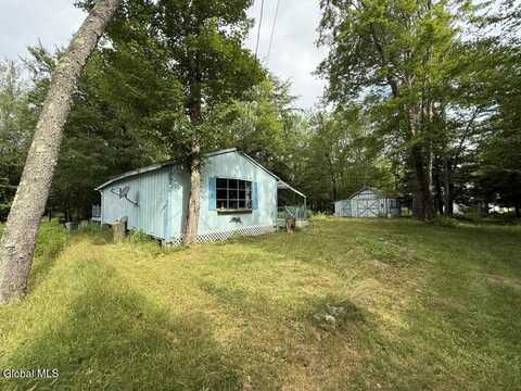15 Pine Lane, Petersburgh, NY 12138
