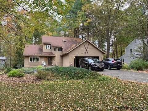 8 Carefree Lane, Wilton, NY 12831