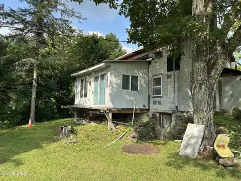 162 Chapman Road, Fulton, NY 12071