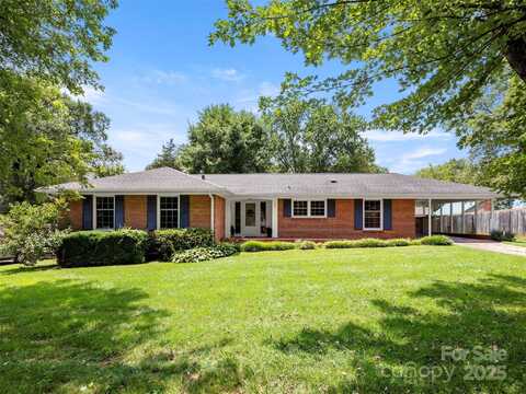 403 Pole Creasman Road, Asheville, NC 28806