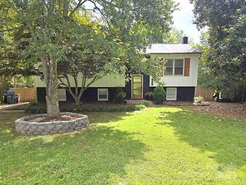 3822 Newhall Drive NW, Conover, NC 28613