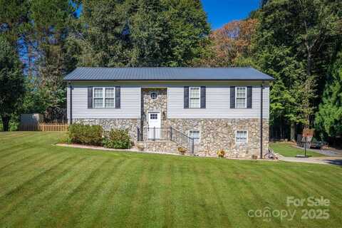 3781 Serenity Drive, Hickory, NC 28602