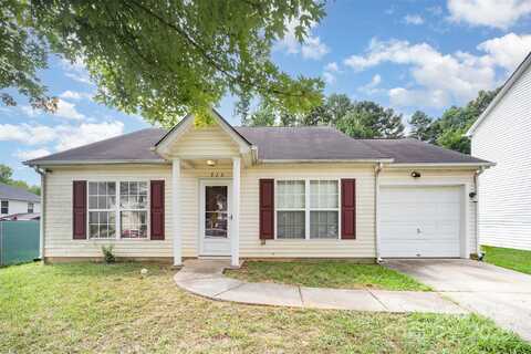 513 Stillgreen Lane, Charlotte, NC 28214