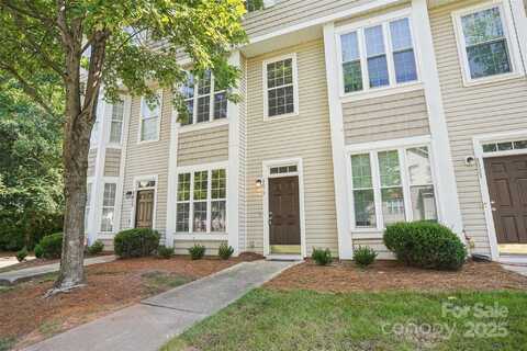 8019 Kings Creek Drive, Charlotte, NC 28273