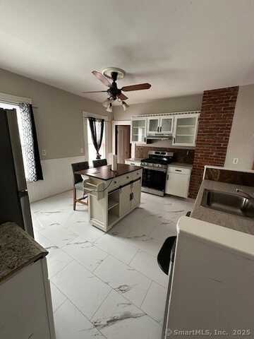 196 Ashley Street, Hartford, CT 06105