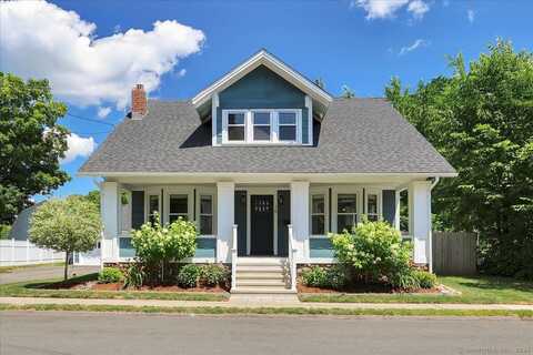 16 Strong Court, Plainville, CT 06062