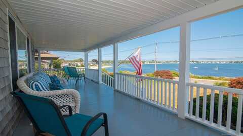 86 East Shore Avenue, Groton, CT 06340