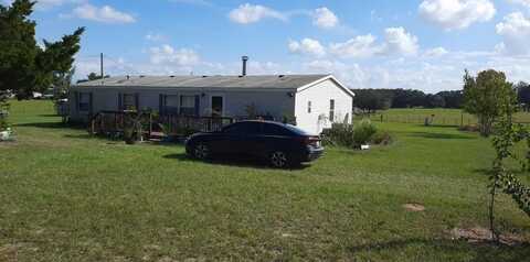 6859 55th St, Trenton, FL 32693