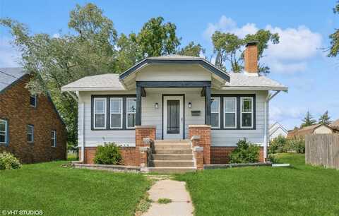 832 4th Street, West Des Moines, IA 50265