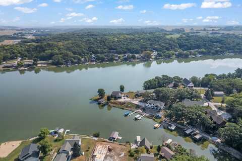 8111A Oak Ridge Drive, Dexter, IA 50070