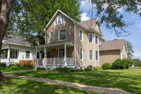 760 S Grandview, Dubuque, IA 52003