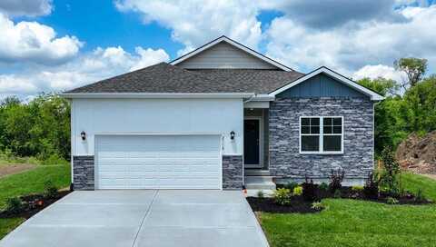 2110 Creek View Ln, Raymore, MO 64083