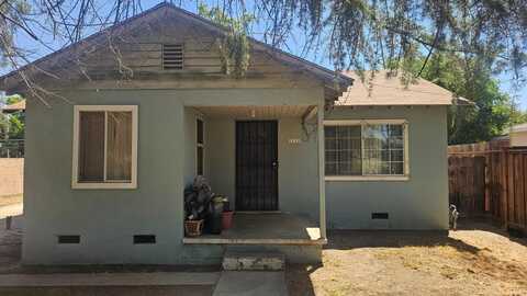 1117 Sonora Street, Madera, CA 93638