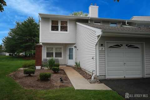 9 Sandpiper Drive, Sayreville, NJ 08859