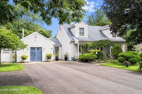 33 Willow Brook Road, Freehold, NJ 07728