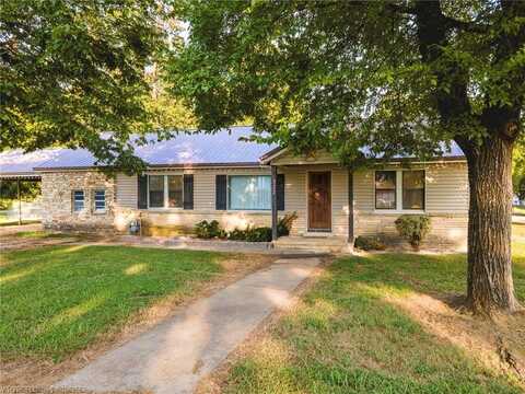 322 Locust ST, Sallisaw, OK 74955