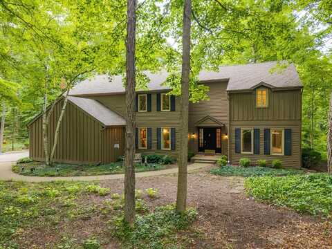 15520 Woodbrook Trail, Fort Wayne, IN 46845