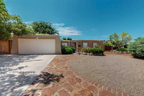 7108 DERICKSON Avenue NE, Albuquerque, NM 87109