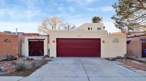 6104 MUSTANG Lane NW, Albuquerque, NM 87120
