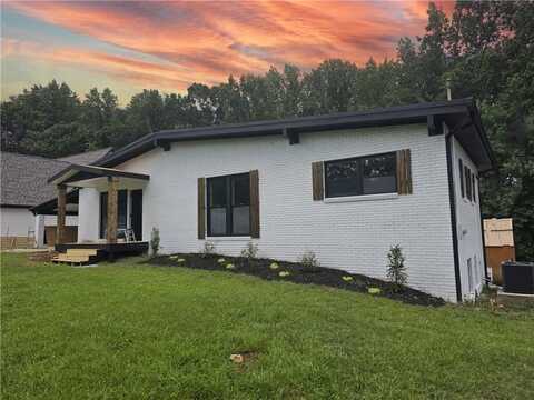 4547 Duncan Drive, Sugar Hill, GA 30518