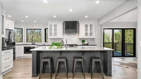 870 Mitsy Ridge Drive, Marietta, GA 30068
