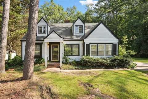 30 Woodlawn Avenue, Hampton, GA 30228
