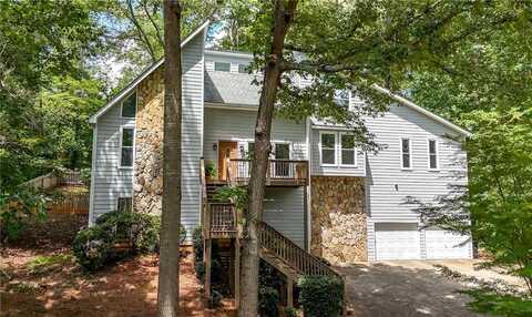 569 Farmbrook Trail NE, Kennesaw, GA 30144