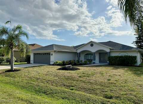 17511 Caloosa Trace Circle, Fort Myers, FL 33967