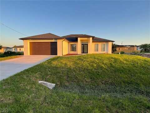 338 Progress Avenue, Lehigh Acres, FL 33974