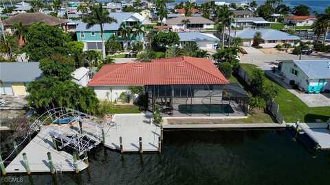 2701 Bruce Street, Matlacha, FL 33993