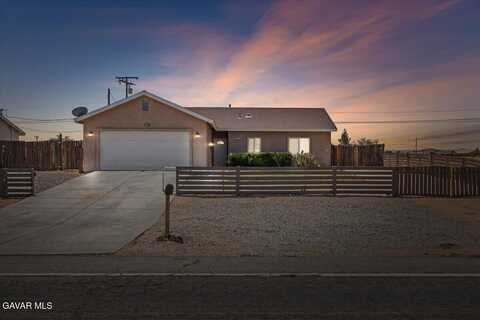 9212 S Loop Boulevard, California City, CA 93505